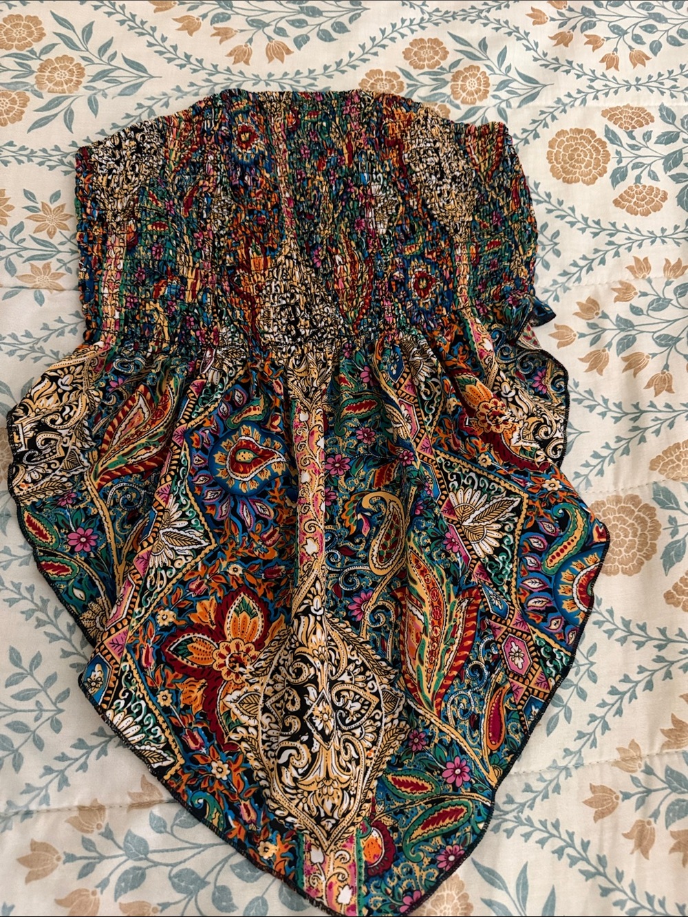 SHEIN Multicolor Paisley Smocked Tube Top